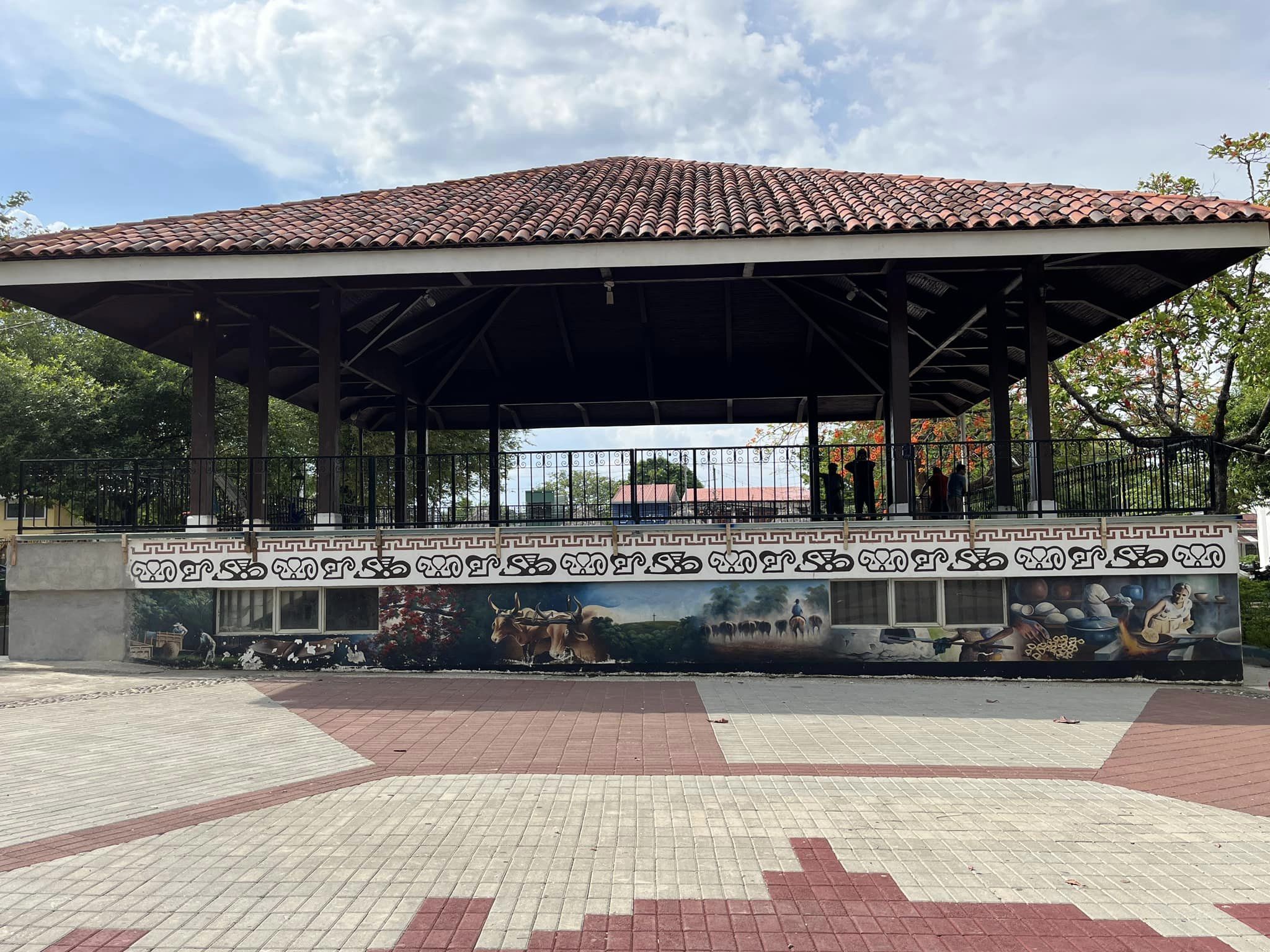 Remodelación del kiosco brindará mayor accesibilidad y seguridad a usuarios