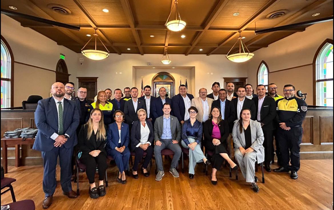 Integrantes de la delegación que se encuentra de visita en los Estados Unidos